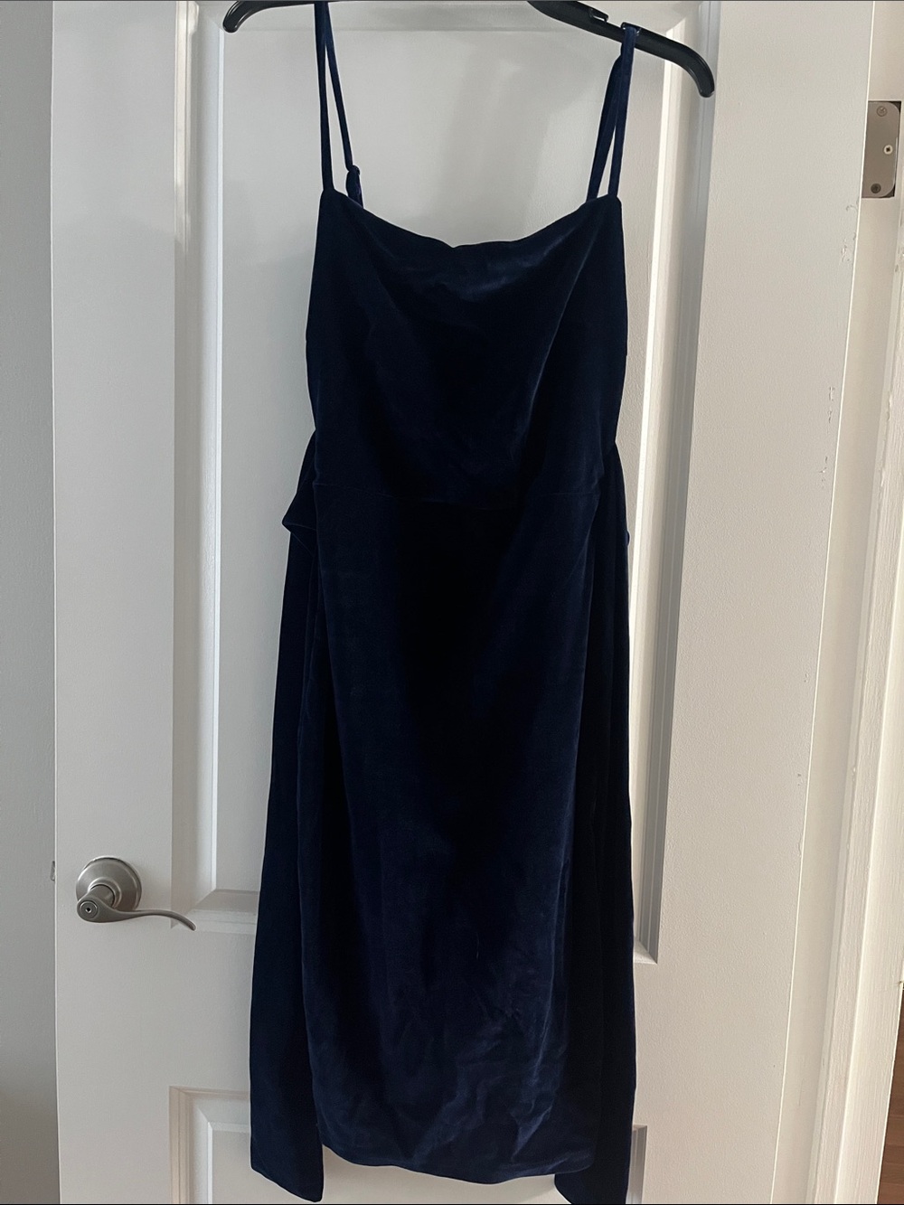 Source Unknown Navy Velvet Midi Dress with Spaghetti Straps